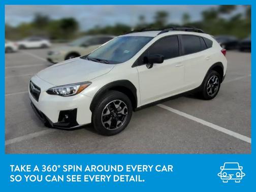 Photo 3 of 32 of 2019 Subaru Crosstrek 2.0i