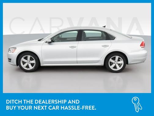 Photo 4 of 42 of 2012 Volkswagen Passat 2.5 SE