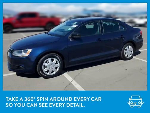 Photo 3 of 30 of 2014 Volkswagen Jetta S