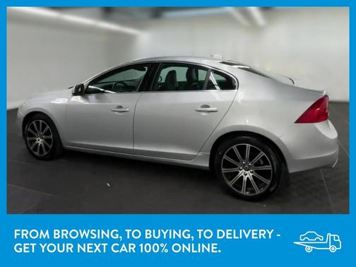 Photo 5 of 36 of 2017 Volvo S60 Inscription T5