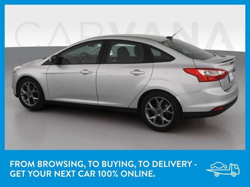 Photo 5 of 41 of 2014 Ford Focus SE
