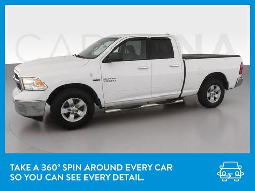 Photo 3 of 30 of 2016 RAM 1500 SLT