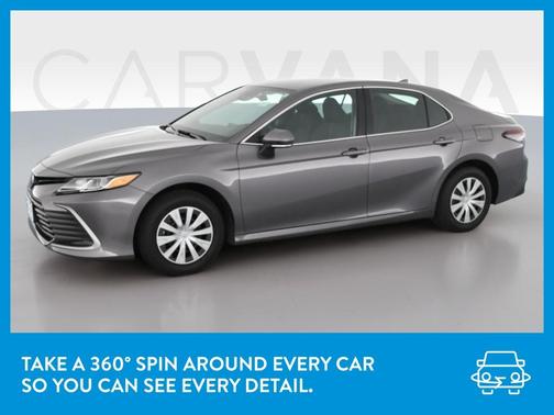 Photo 3 of 44 of 2022 Toyota Camry Hybrid LE