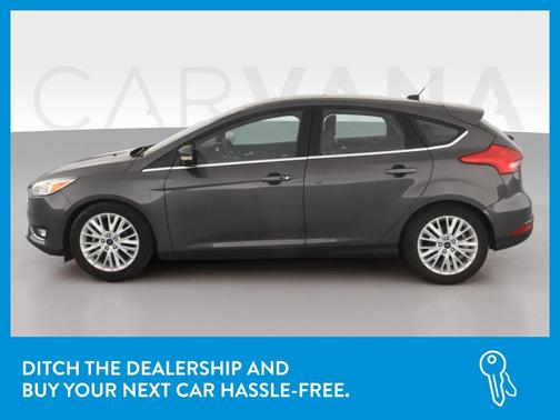 Photo 4 of 45 of 2015 Ford Focus Titanium