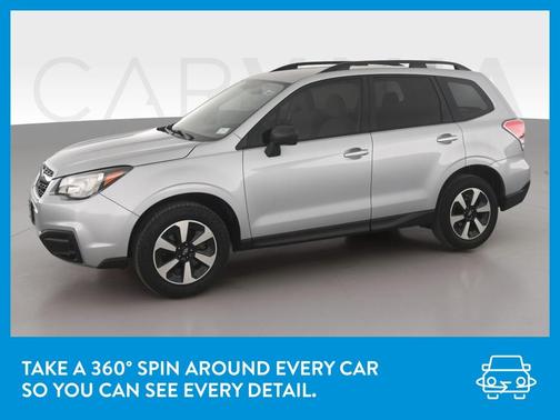 Photo 3 of 42 of 2017 Subaru Forester 2.5i