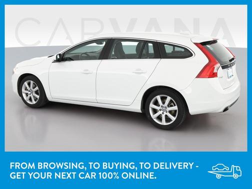 Photo 5 of 34 of 2016 Volvo V60 T5 Premier