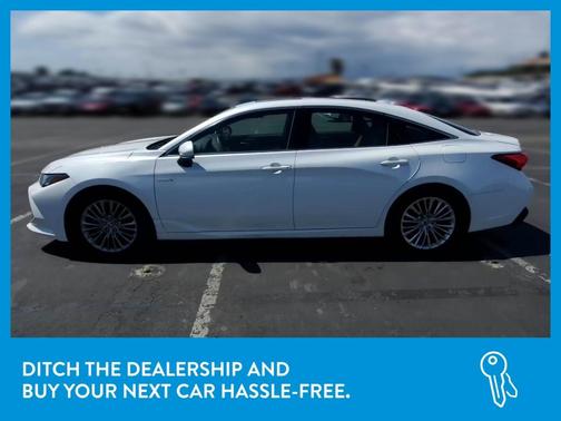 Photo 4 of 39 of 2019 Toyota Avalon Hybrid Limited