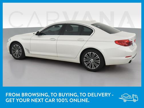 Photo 5 of 40 of 2019 BMW 530 i xDrive