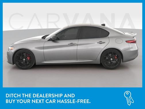 Photo 4 of 49 of 2021 Alfa Romeo Giulia Ti