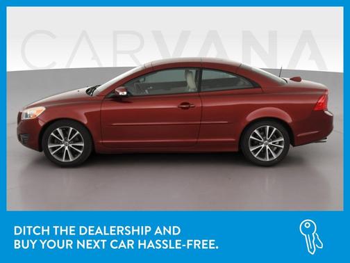 Photo 3 of 44 of 2011 Volvo C70 T5