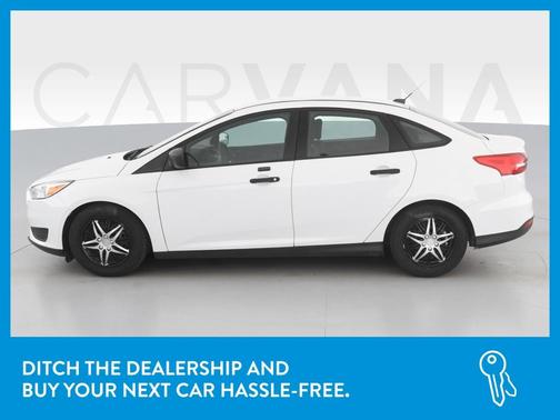 Photo 3 of 25 of 2016 Ford Focus S