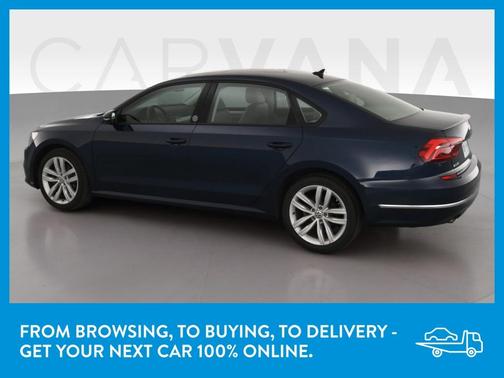 Photo 5 of 42 of 2019 Volkswagen Passat 2.0T Wolfsburg