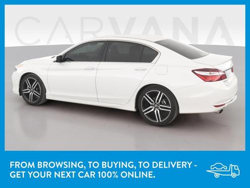 Photo 5 of 33 of 2017 Honda Accord Sport SE