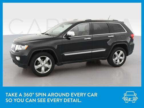 Photo 3 of 48 of 2012 Jeep Grand Cherokee Overland
