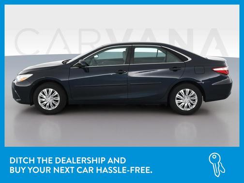 Photo 4 of 43 of 2016 Toyota Camry LE