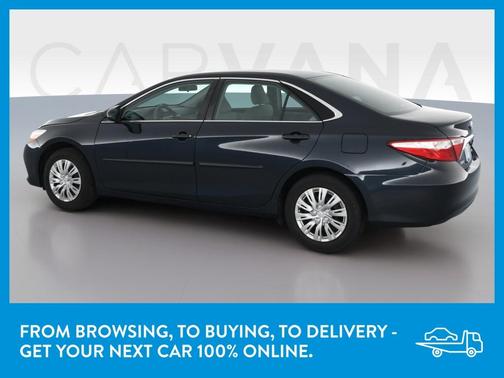 Photo 5 of 43 of 2016 Toyota Camry LE