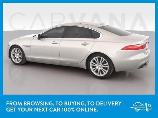 Photo 5 of 47 of 2017 Jaguar XF 20d Prestige