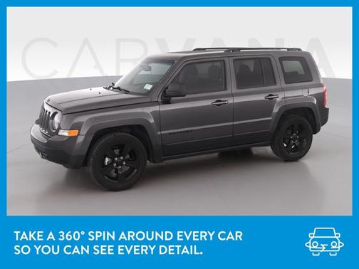 Photo 3 of 43 of 2014 Jeep Patriot Altitude