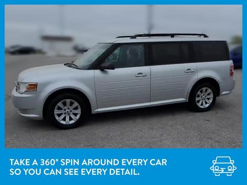 Photo 3 of 43 of 2012 Ford Flex SE