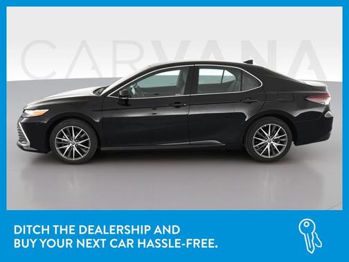 Photo 4 of 47 of 2022 Toyota Camry Hybrid XLE