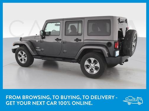 Photo 5 of 42 of 2016 Jeep Wrangler Unlimited Sahara