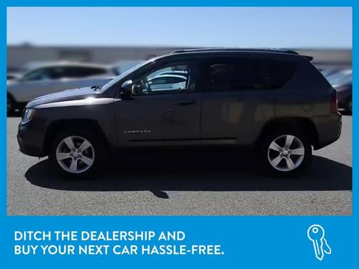 Photo 4 of 32 of 2016 Jeep Compass Latitude