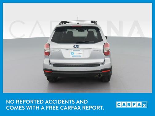 Photo 5 of 34 of 2014 Subaru Forester 2.5i Touring