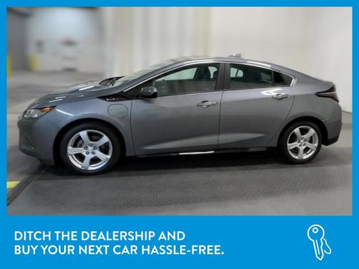 Photo 4 of 34 of 2018 Chevrolet Volt LT