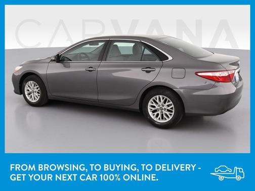 Photo 5 of 33 of 2016 Toyota Camry LE