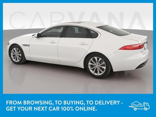 Photo 5 of 48 of 2018 Jaguar XF 25t Premium