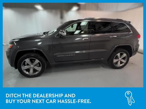 Photo 4 of 36 of 2016 Jeep Grand Cherokee Overland