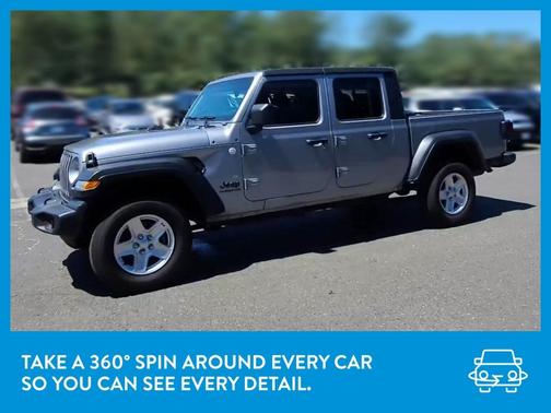 Photo 3 of 33 of 2020 Jeep Gladiator Sport