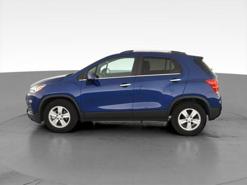 Photo 5 of 42 of 2017 Chevrolet Trax LT