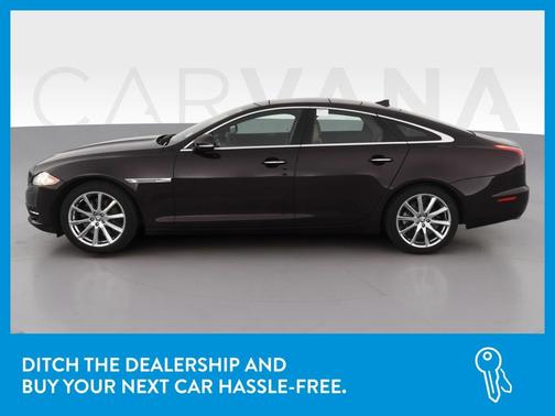 Photo 4 of 49 of 2013 Jaguar XJ Base