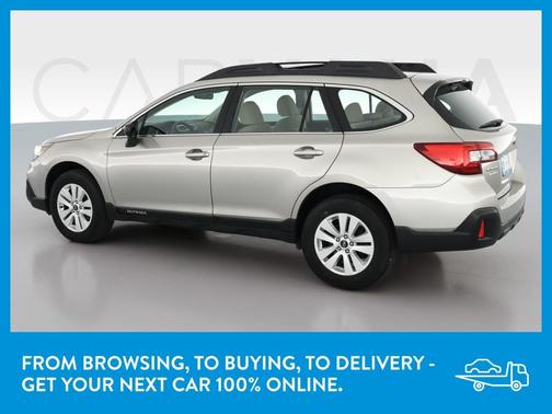 Photo 5 of 40 of 2018 Subaru Outback 2.5i