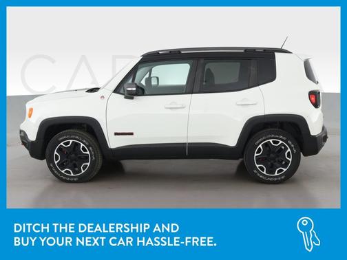 Photo 4 of 37 of 2015 Jeep Renegade Trailhawk