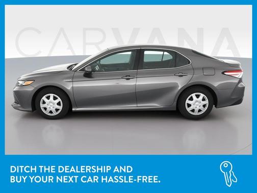 Photo 4 of 44 of 2018 Toyota Camry Hybrid LE