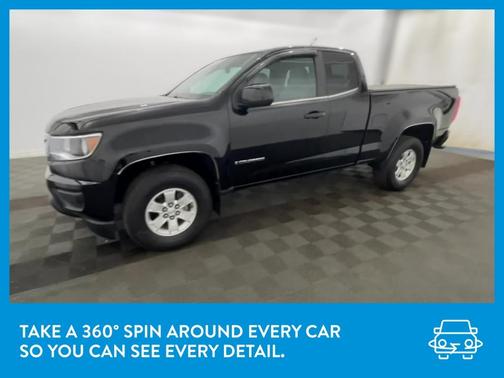 Photo 3 of 46 of 2016 Chevrolet Colorado WT