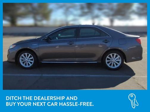 Photo 4 of 36 of 2013 Toyota Camry Hybrid XLE