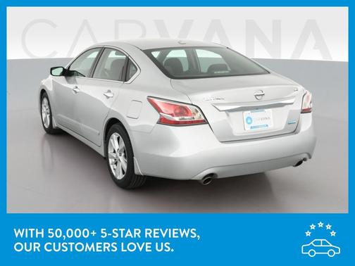 Photo 5 of 31 of 2014 Nissan Altima 2.5 SV