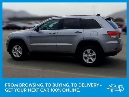 Photo 5 of 33 of 2017 Jeep Grand Cherokee Laredo