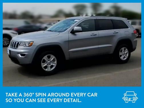 Photo 3 of 33 of 2017 Jeep Grand Cherokee Laredo