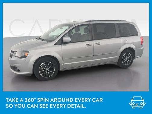 Photo 3 of 36 of 2016 Dodge Grand Caravan R/T