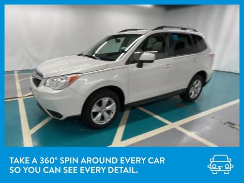 Photo 3 of 34 of 2015 Subaru Forester 2.5i Premium
