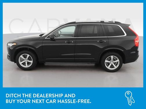 Photo 4 of 39 of 2017 Volvo XC90 T5 Momentum