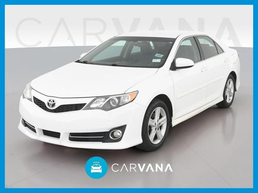Photo 1 of 32 of 2013 Toyota Camry SE