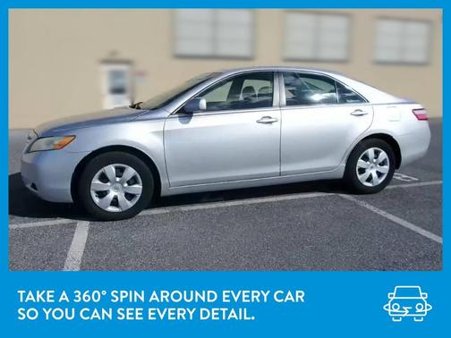 Photo 3 of 30 of 2009 Toyota Camry LE