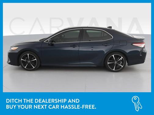 Photo 4 of 44 of 2018 Toyota Camry XSE