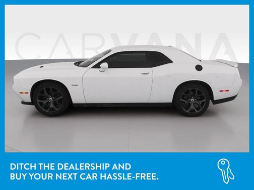 Photo 4 of 43 of 2018 Dodge Challenger R/T
