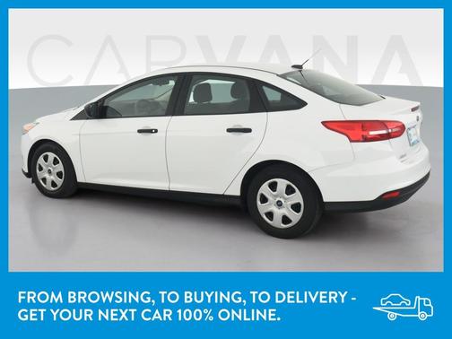 Photo 5 of 34 of 2018 Ford Focus S